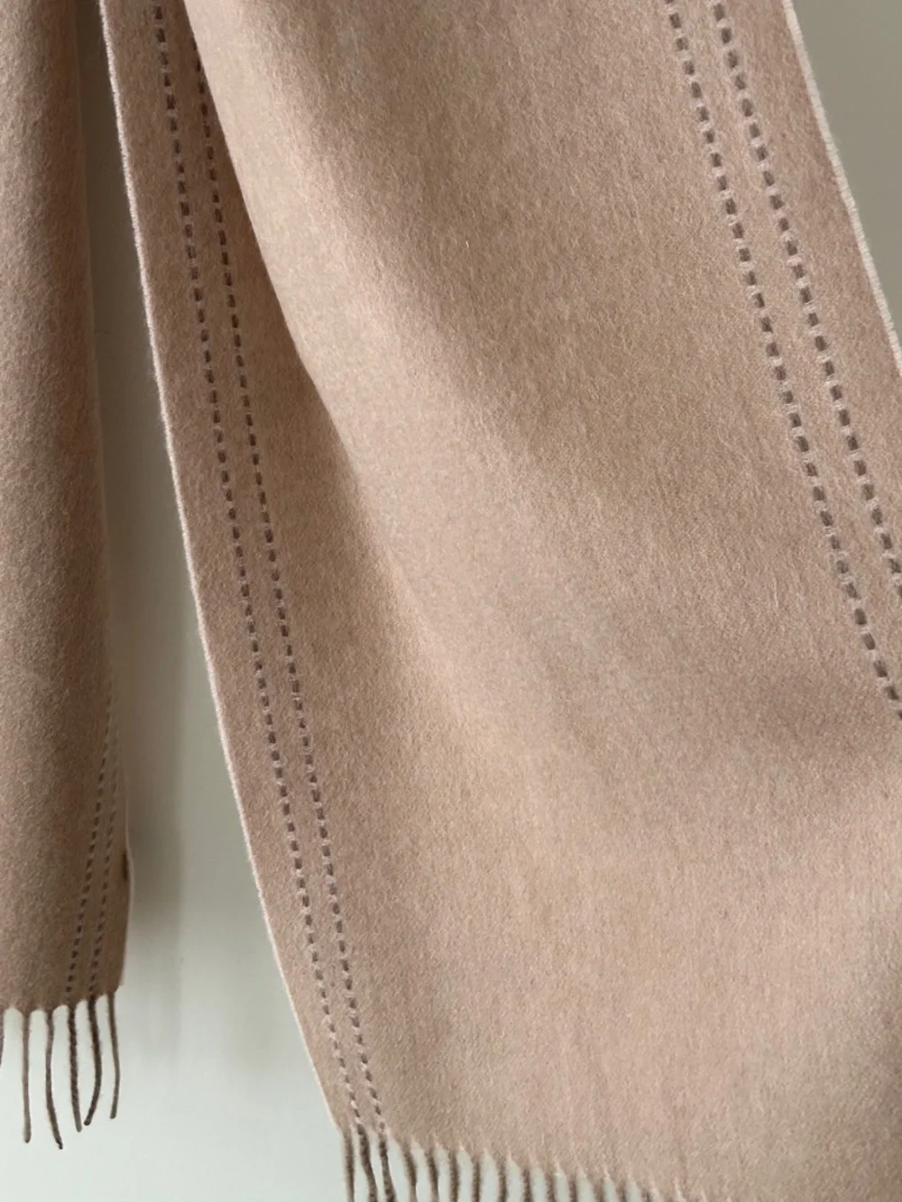 Youzey beautiful wool